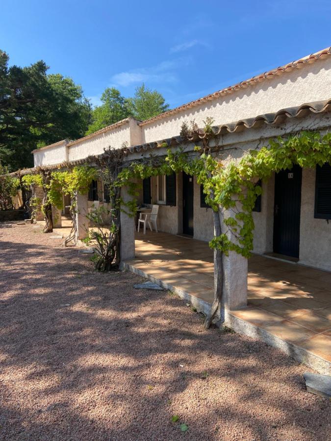 Les Lodges De La Plage U Dragulinu Sari-Solenzara Exterior foto
